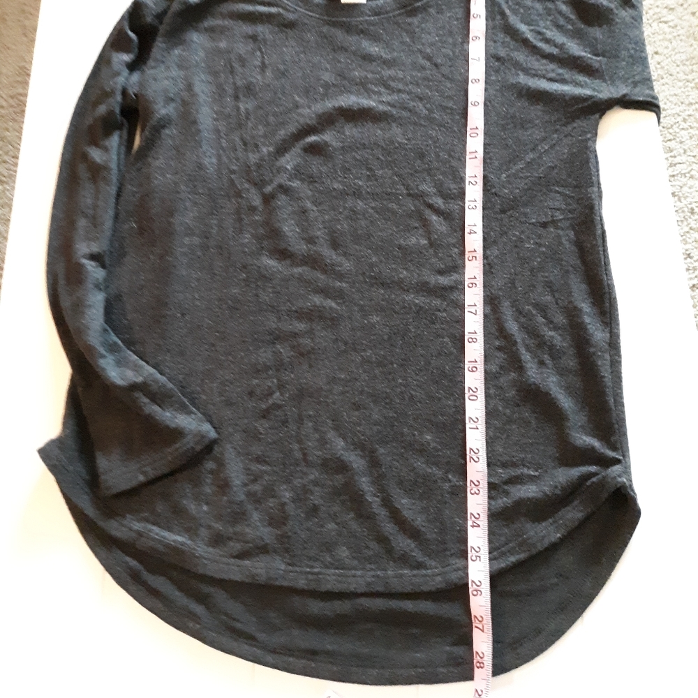 Felina Crew Neck Top Charcoal Gray Size medium. - Picture 8 of 13